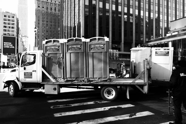 Best Portable restroom solutions  in Pleasant Valley, MO